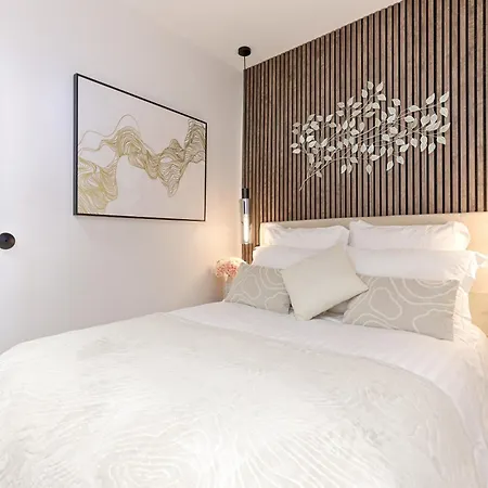 Stylish 2 Bedroom Near Montmartre Sacre Coeur Apartmán Paříž