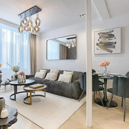 Stylish 2 Bedroom Near Montmartre Sacre Coeur *
